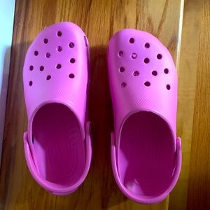 Pink crocs womens never worn